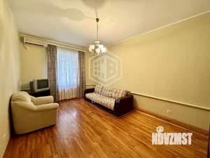 Дом 210м&sup2;, 2-этажный, участок 5 сот.  