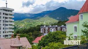 Дом 282м&sup2;, 2-этажный, участок 4 сот.  