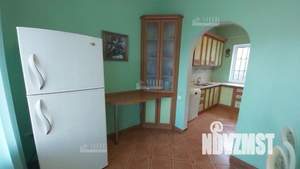 Дом 241м², 3-этажный, участок 2 сот.  