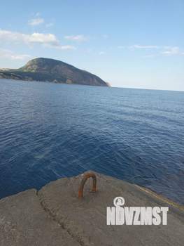 Дом 300м&sup2;, 3-этажный, участок 5 сот.  