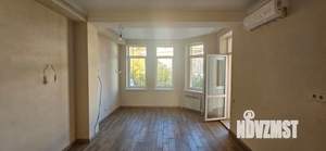 Дом 340м&sup2;, 3-этажный, участок 1 сот.  