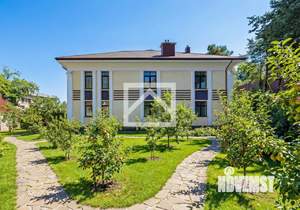 Дом 600м&sup2;, 2-этажный, участок 20 сот.  