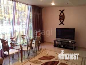 Таунхаус 180м², 3-этажный, участок 2 сот.  