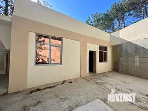 Дом 255м&sup2;, 3-этажный, участок 4 сот.  