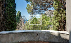 Дом 600м², 3-этажный, участок 20 сот.  