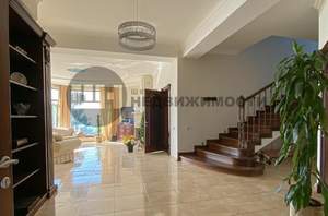 Дом 469м², 2-этажный, участок 32 сот.  