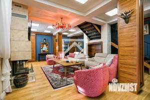 Дом 330м&sup2;, 2-этажный, участок 10 сот.  