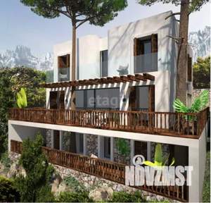 Дом 240м&sup2;, 3-этажный, участок 3 сот.  