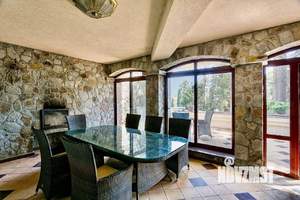 Дом 414м&sup2;, 4-этажный, участок 14 сот.  