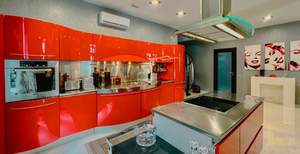 Дом 350м&sup2;, 2-этажный, участок 9 сот.  