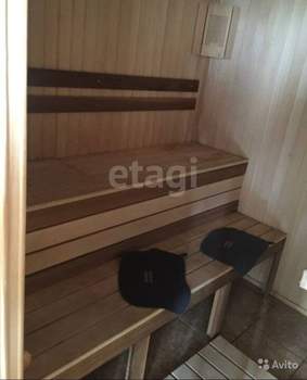 Дом 207м&sup2;, 4-этажный, участок 1 сот.  