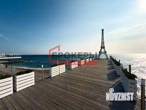 Коттедж 242м², 4-этажный, участок 1 сот.  