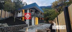 Дом 175м&sup2;, 2-этажный, участок 6 сот.  