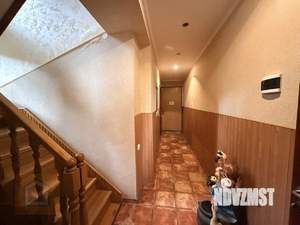 Дом 242м&sup2;, 3-этажный, участок 1 сот.  