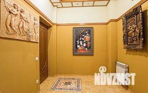 Дом 490м&sup2;, 3-этажный, участок 5 сот.  