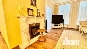 Дом 1050м², 3-этажный, участок 26 сот.  