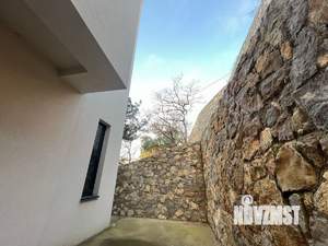 Дом 860м&sup2;, 3-этажный, участок 11 сот.  