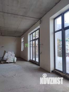 Дом 460м², 3-этажный, участок 10 сот.  