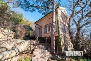 Дом 56м&sup2;, 2-этажный, участок 15 сот.  