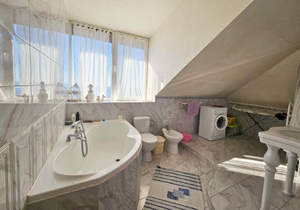 Дом 299м², 2-этажный, участок 0 сот.  