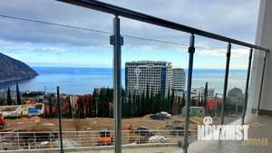 Таунхаус 100м&sup2;, 2-этажный, участок 1 сот.  