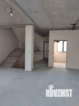 Дом 460м², 3-этажный, участок 10 сот.  