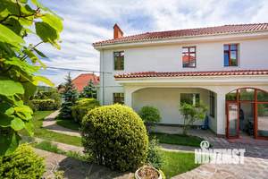 Дом 327м², 2-этажный, участок 21 сот.  