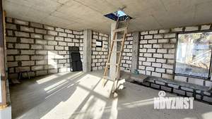 Дом 200м&sup2;, 3-этажный, участок 2 сот.  