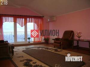 Дом 217м², 3-этажный, участок 10 сот.  