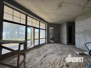 Дом 450м², 3-этажный, участок 5 сот.  