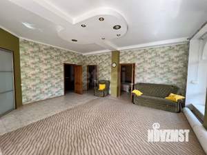 Дом 280м², 3-этажный, участок 7 сот.  