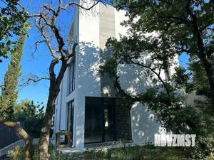 Дом 337м², 2-этажный, участок 5 сот.  