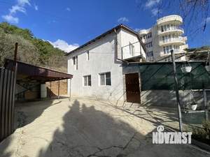 Дом 107м&sup2;, 2-этажный, участок 2 сот.  