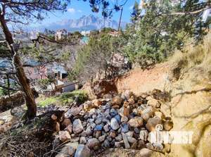 Дом 142м&sup2;, 3-этажный, участок 10 сот.  