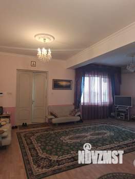 Дом 532м², 4-этажный, участок 10 сот.  