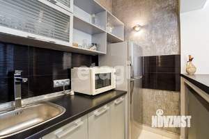 Дом 314м&sup2;, 3-этажный, участок 1 сот.  