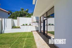 Дом 300м², 3-этажный, участок 3 сот.  