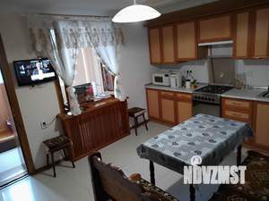 Дом 164м², 3-этажный, участок 2 сот.  