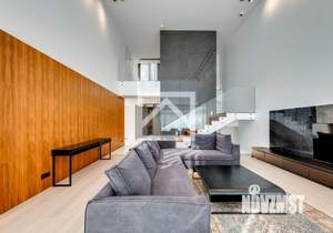 Дом 570м&sup2;, 2-этажный, участок 20 сот.  