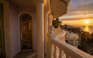 Дом 873м&sup2;, 4-этажный, участок 8 сот.  