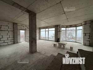 Дом 250м², 4-этажный, участок 4 сот.  