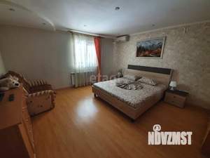 Дом 121м², 3-этажный, участок 0 сот.  