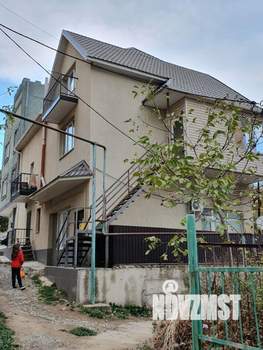 Дом 280м², 3-этажный, участок 1 сот.  