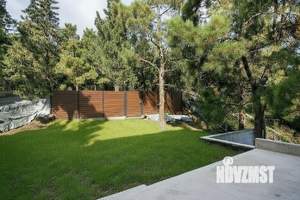 Коттедж 235м², 3-этажный, участок 5 сот.  