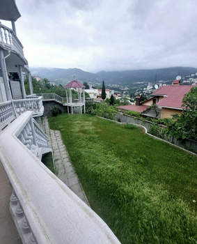 Дом 532м&sup2;, 4-этажный, участок 10 сот.  