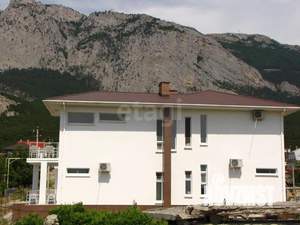 Дом 440м&sup2;, 3-этажный, участок 6 сот.  