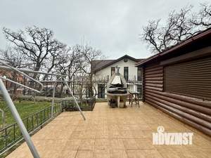 Дом 385м&sup2;, 3-этажный, участок 14 сот.  