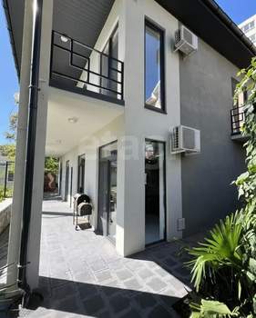 Дом 109м&sup2;, 2-этажный, участок 3 сот.  