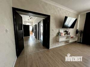 Дом 240м², 3-этажный, участок 8 сот.  