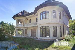 Дом 650м², 2-этажный, участок 8 сот.  